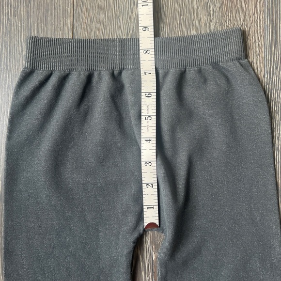 Nikibiki charcoal gray leggings tights base layer. Womens OS - Picture 7 of 11